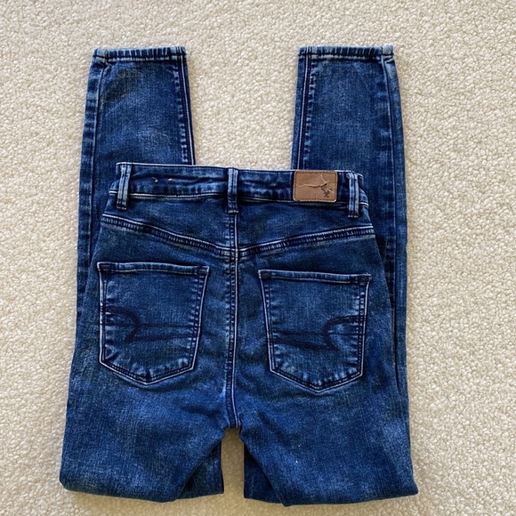 American Eagle Super Stretch Sky High - High Rise Dark Wash Denim Jeggings Jeans - Picture 2 of 12